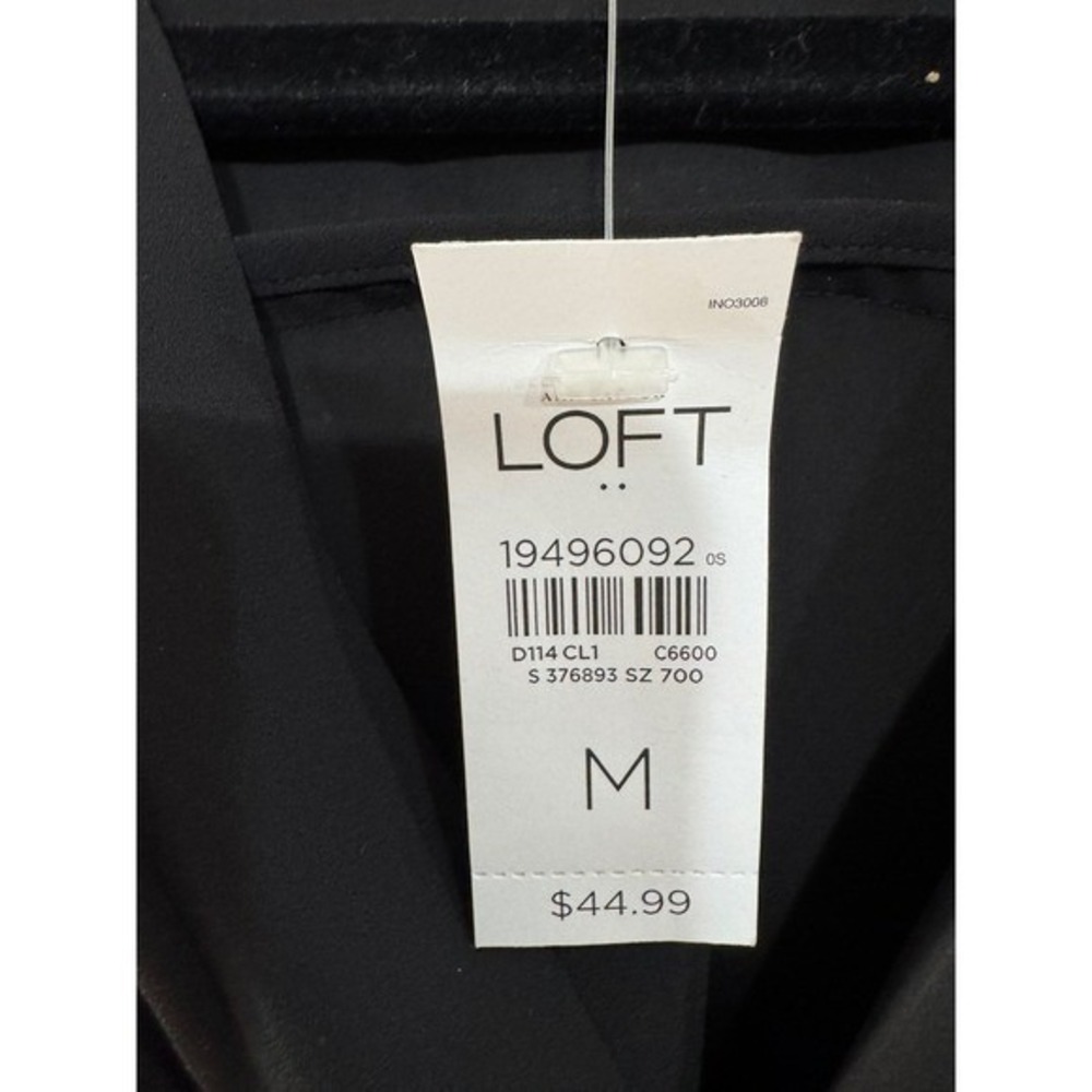 LOFT Black Mixed Media Sleeveless Blouse V-Neck Pleat Front NWT Medium - Picture 7 of 8